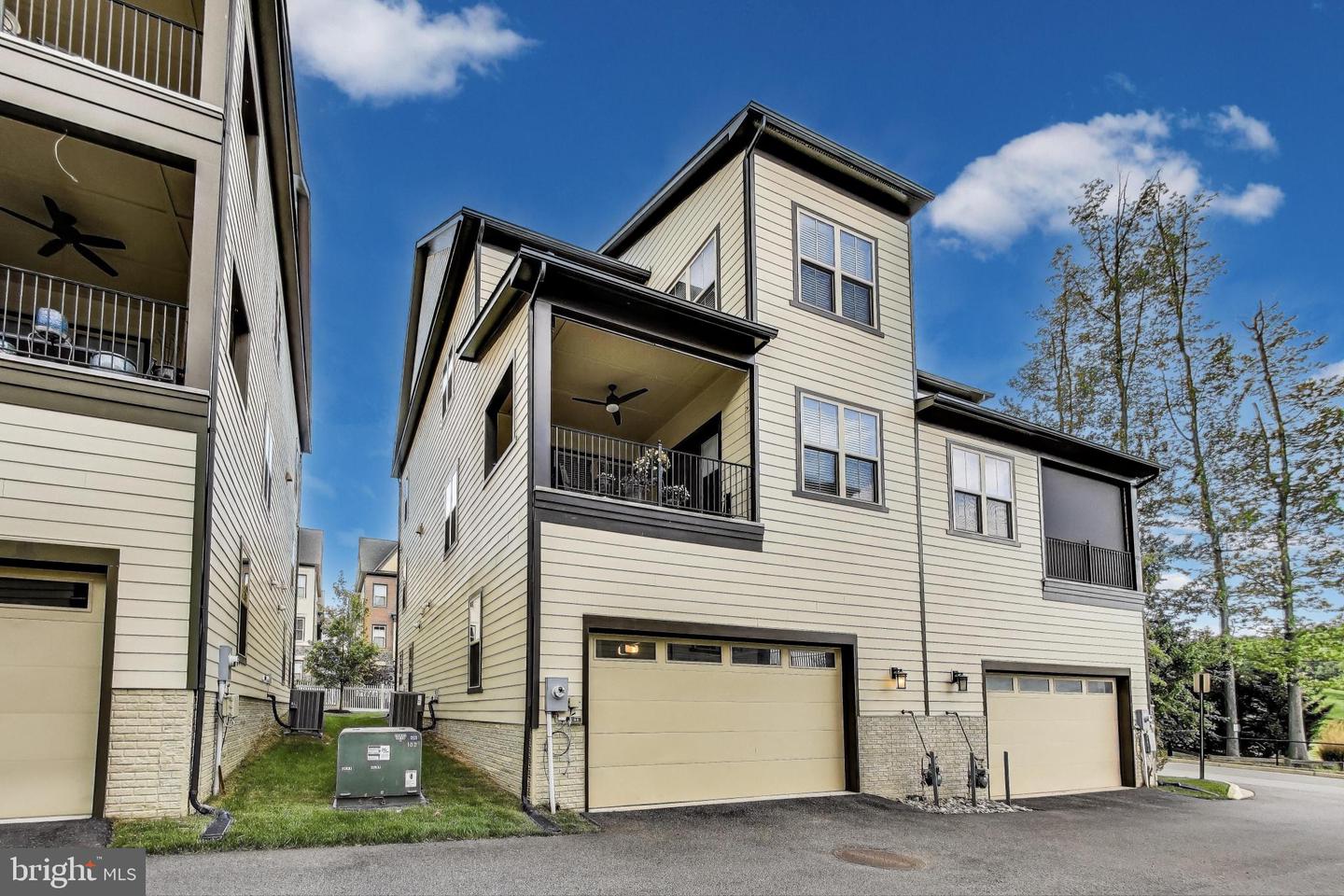 6103 OLIVET DR, ALEXANDRIA, Virginia 22315, 3 Bedrooms Bedrooms, ,2 BathroomsBathrooms,Residential,For sale,6103 OLIVET DR,VAFX2236324 MLS # VAFX2236324
