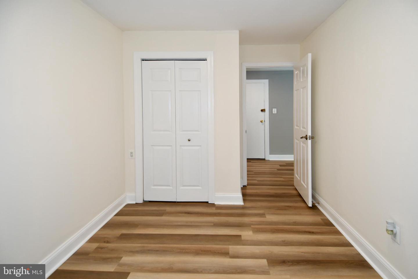 6137 LEESBURG PIKE #101, FALLS CHURCH, Virginia 22041, 1 Bedroom Bedrooms, 2 Rooms Rooms,1 BathroomBathrooms,Residential,For sale,6137 LEESBURG PIKE #101,VAFX2236338 MLS # VAFX2236338
