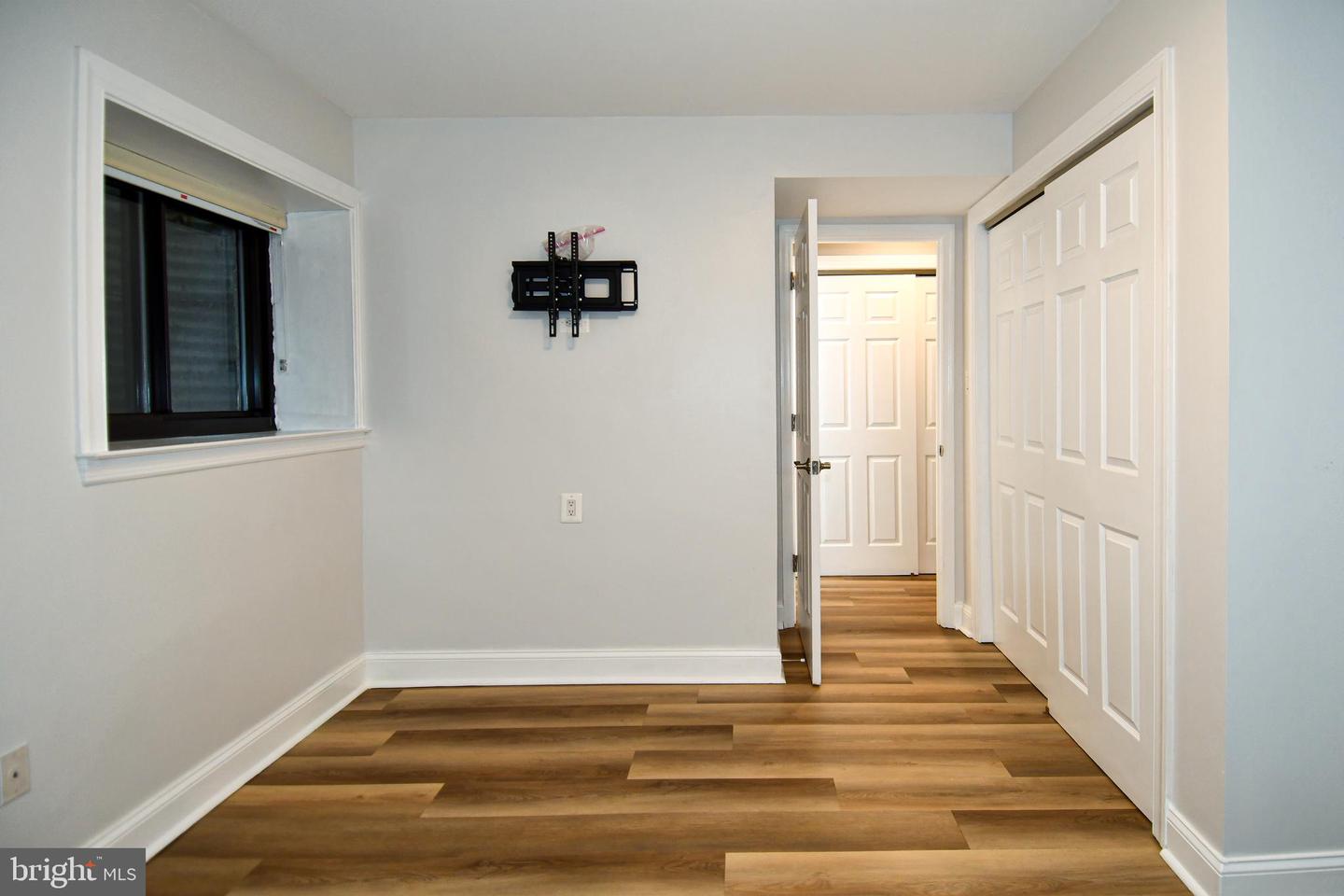 6137 LEESBURG PIKE #101, FALLS CHURCH, Virginia 22041, 1 Bedroom Bedrooms, 2 Rooms Rooms,1 BathroomBathrooms,Residential,For sale,6137 LEESBURG PIKE #101,VAFX2236338 MLS # VAFX2236338