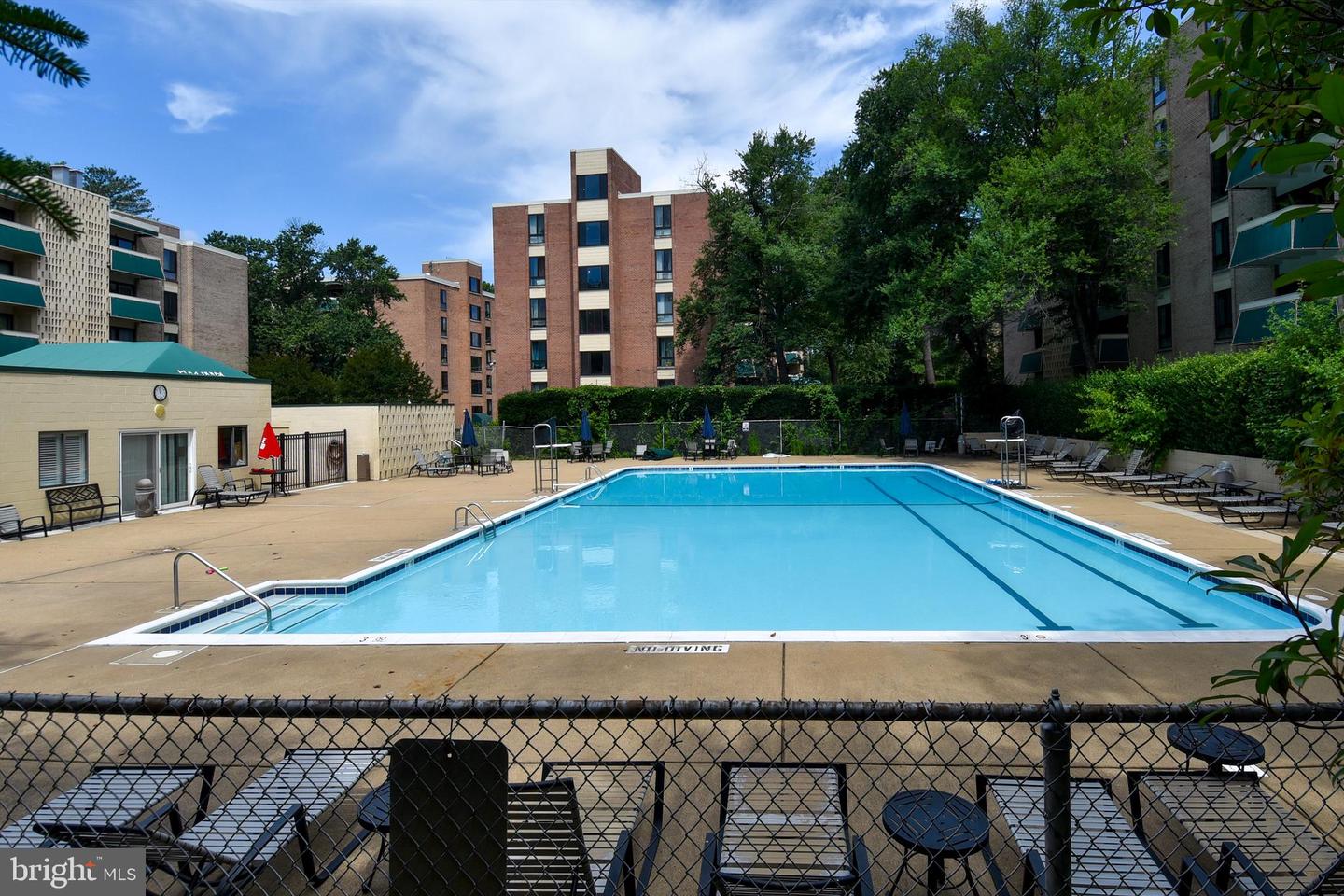 6137 LEESBURG PIKE #101, FALLS CHURCH, Virginia 22041, 1 Bedroom Bedrooms, 2 Rooms Rooms,1 BathroomBathrooms,Residential,For sale,6137 LEESBURG PIKE #101,VAFX2236338 MLS # VAFX2236338