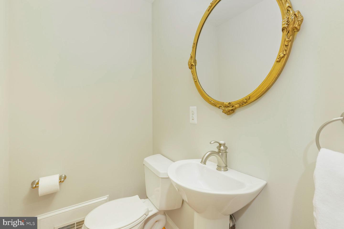 2631 WEST ST, FALLS CHURCH, Virginia 22046, 4 Bedrooms Bedrooms, ,3 BathroomsBathrooms,Residential,For sale,2631 WEST ST,VAFX2236346 MLS # VAFX2236346