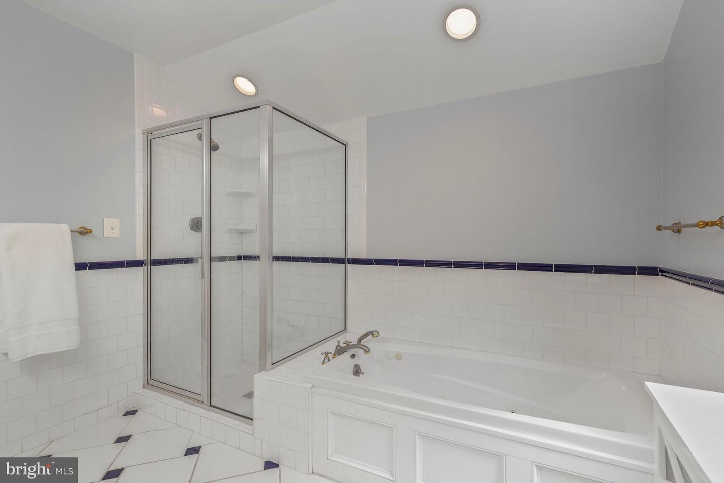 2631 WEST ST, FALLS CHURCH, Virginia 22046, 4 Bedrooms Bedrooms, ,3 BathroomsBathrooms,Residential,For sale,2631 WEST ST,VAFX2236346 MLS # VAFX2236346