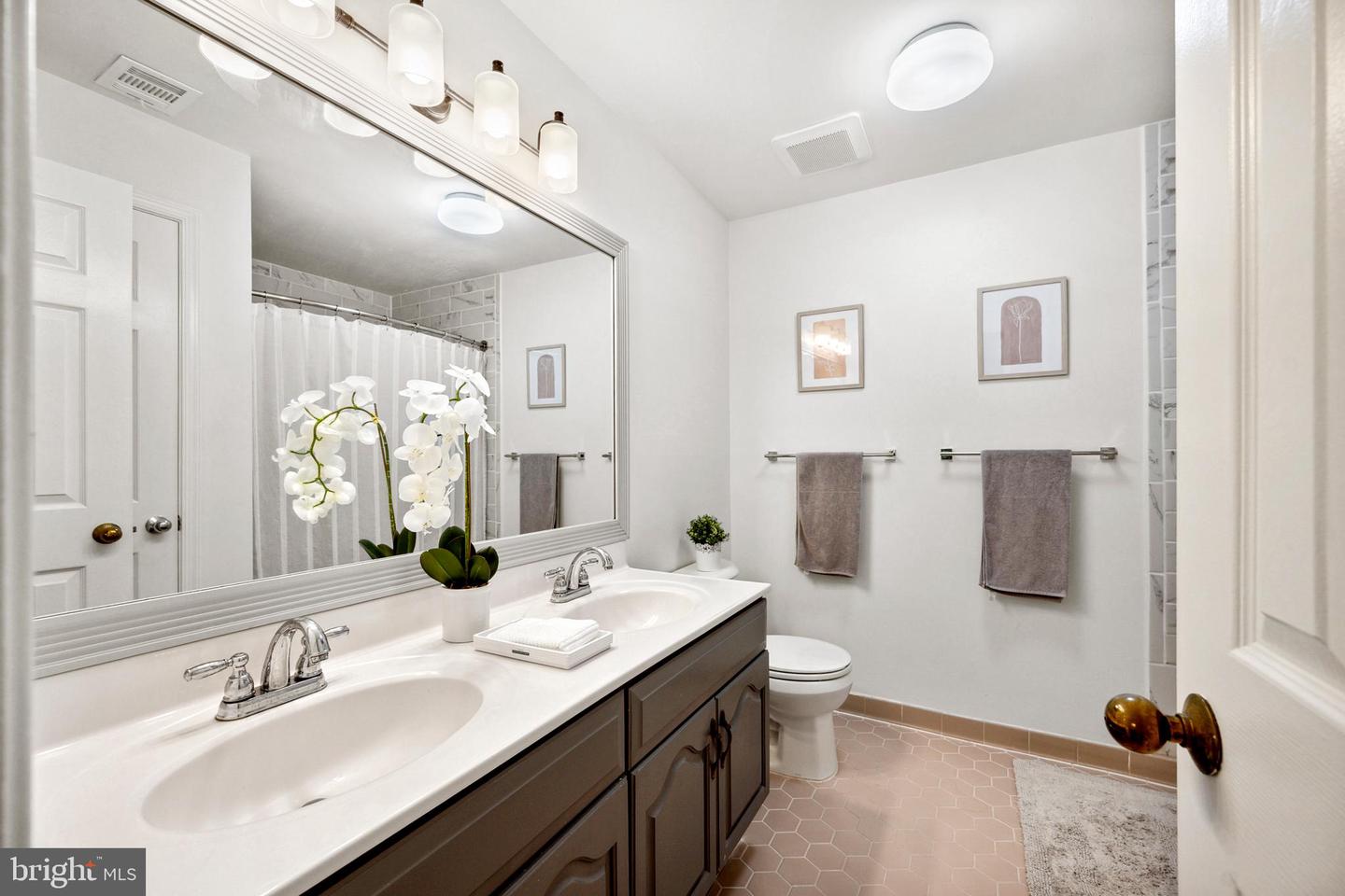 1541 CHURCH HILL PL #1541, RESTON, Virginia 20194, 2 Bedrooms Bedrooms, ,1 BathroomBathrooms,Residential,For sale,1541 CHURCH HILL PL #1541,VAFX2236390 MLS # VAFX2236390