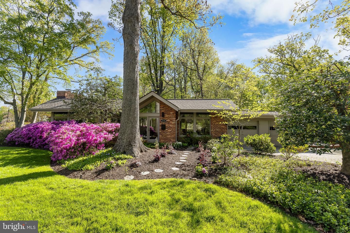 3440 MANSFIELD RD, FALLS CHURCH, Virginia 22041, 3 Bedrooms Bedrooms, ,3 BathroomsBathrooms,Residential,For sale,3440 MANSFIELD RD,VAFX2236264 MLS # VAFX2236264