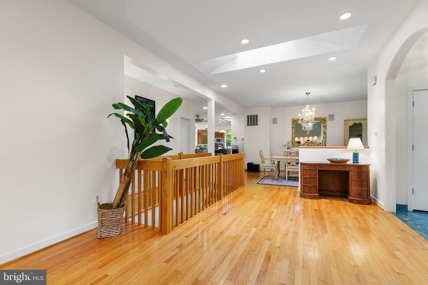 3440 MANSFIELD RD, FALLS CHURCH, Virginia 22041, 3 Bedrooms Bedrooms, ,3 BathroomsBathrooms,Residential,For sale,3440 MANSFIELD RD,VAFX2236264 MLS # VAFX2236264