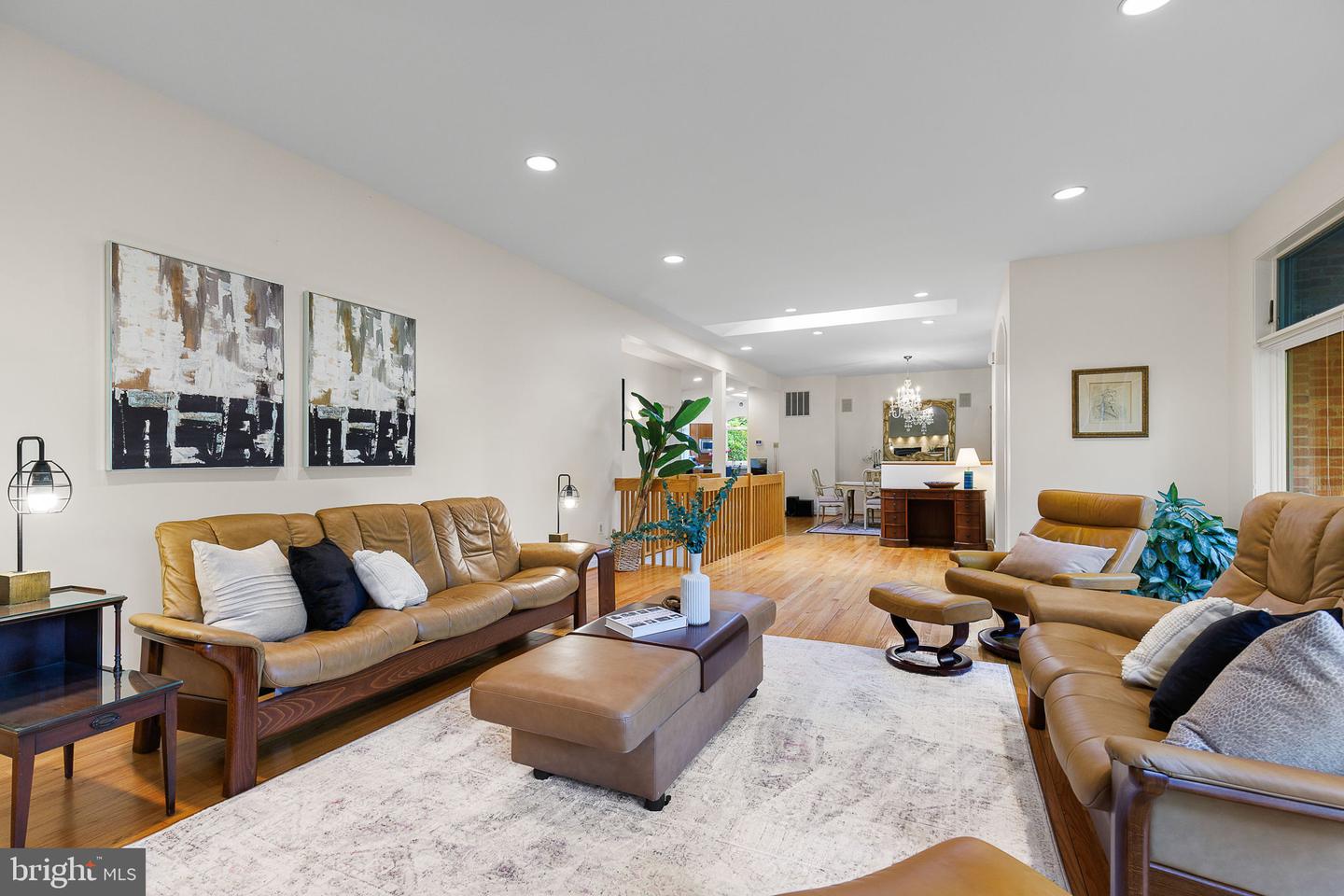 3440 MANSFIELD RD, FALLS CHURCH, Virginia 22041, 3 Bedrooms Bedrooms, ,3 BathroomsBathrooms,Residential,For sale,3440 MANSFIELD RD,VAFX2236264 MLS # VAFX2236264