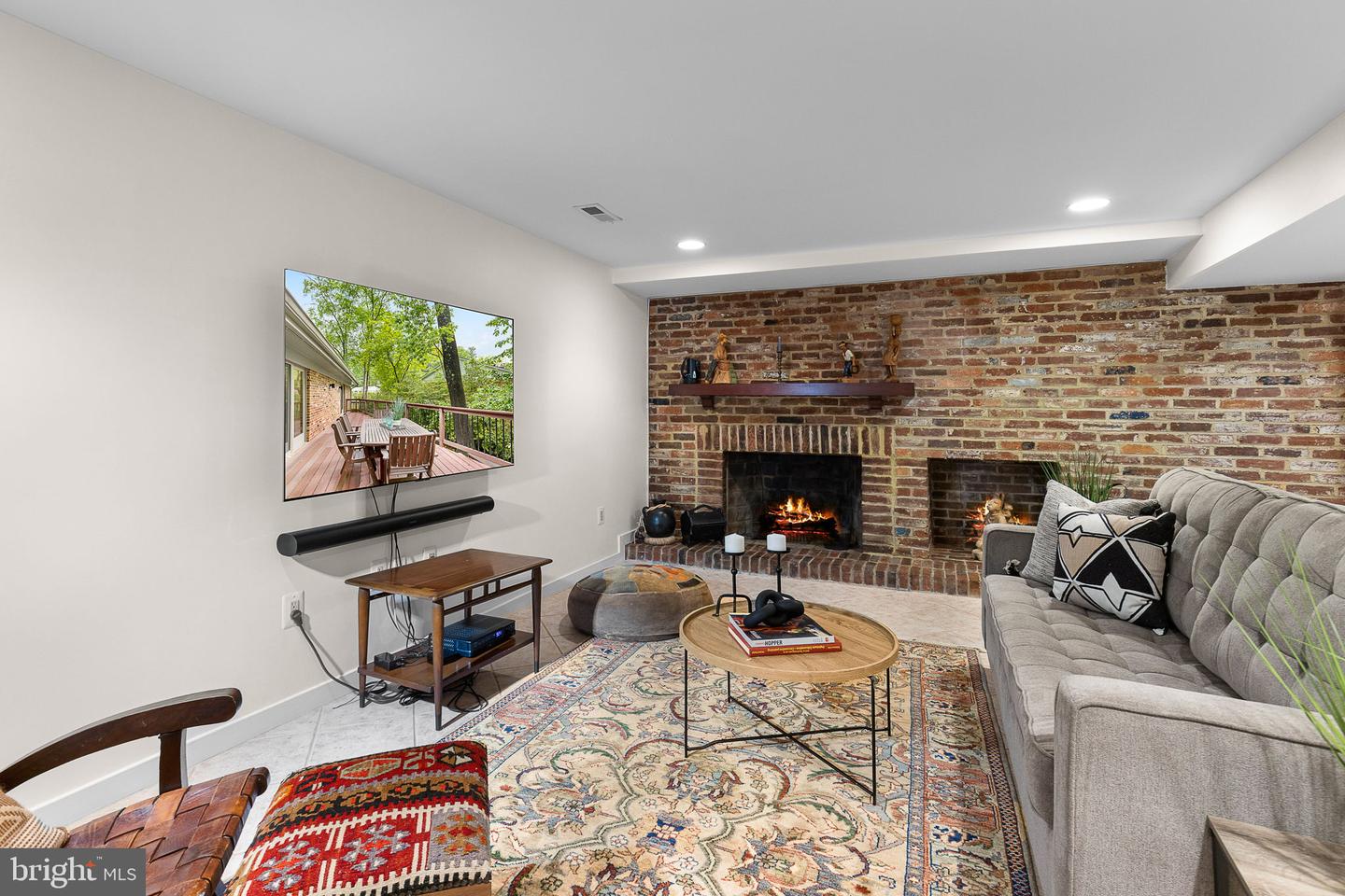 3440 MANSFIELD RD, FALLS CHURCH, Virginia 22041, 3 Bedrooms Bedrooms, ,3 BathroomsBathrooms,Residential,For sale,3440 MANSFIELD RD,VAFX2236264 MLS # VAFX2236264