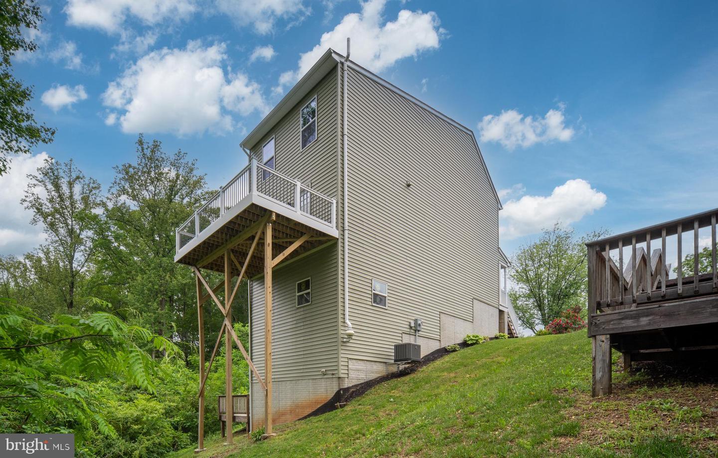 1196 HOLLY ST, FREDERICKSBURG, Virginia 22405, 3 Bedrooms Bedrooms, ,2 BathroomsBathrooms,Residential,For sale,1196 HOLLY ST,VAST2038204 MLS # VAST2038204
