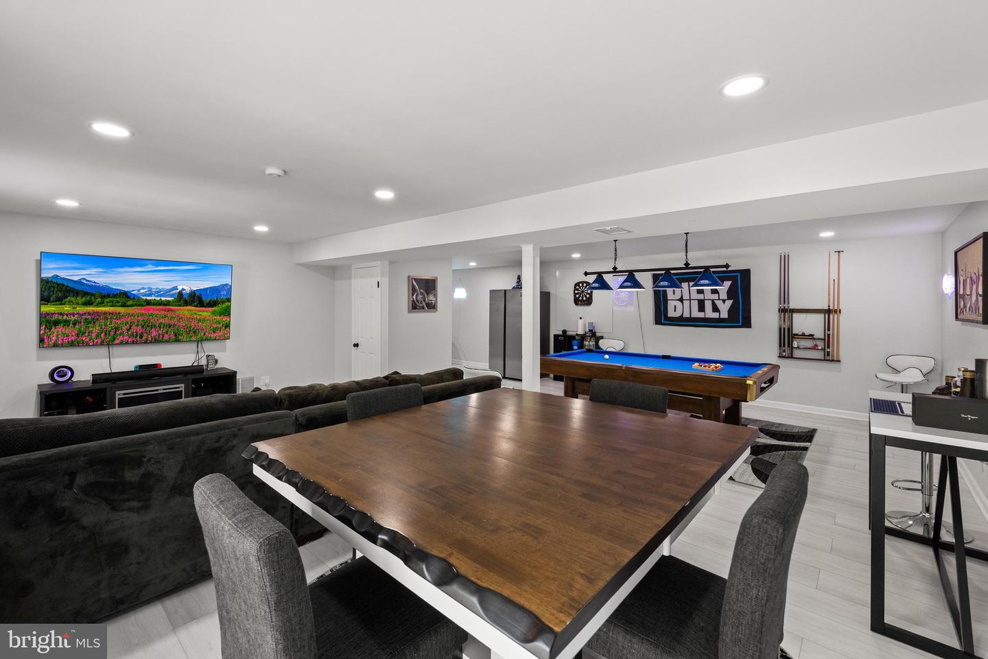 12314 VALLEY HIGH RD, HERNDON, Virginia 20170, 5 Bedrooms Bedrooms, ,2 BathroomsBathrooms,Residential,For sale,12314 VALLEY HIGH RD,VAFX2236436 MLS # VAFX2236436