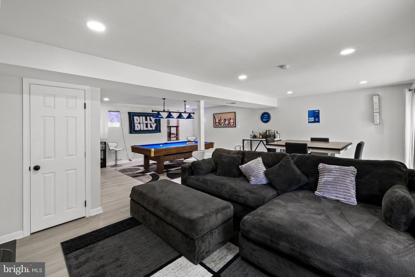 12314 VALLEY HIGH RD, HERNDON, Virginia 20170, 5 Bedrooms Bedrooms, ,2 BathroomsBathrooms,Residential,For sale,12314 VALLEY HIGH RD,VAFX2236436 MLS # VAFX2236436