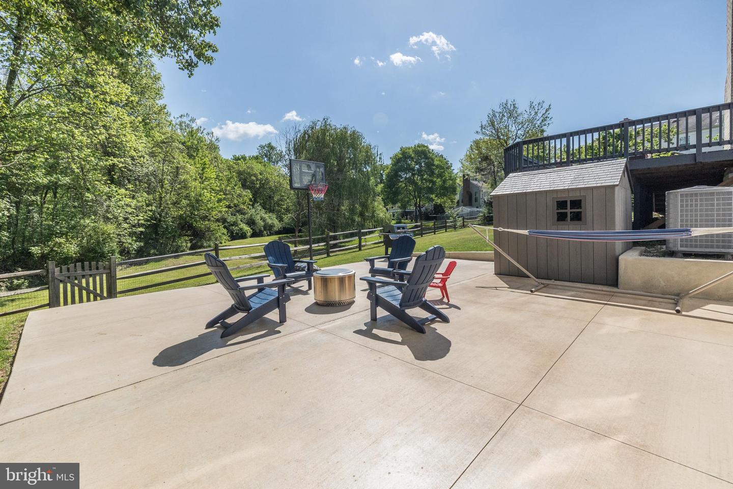 12314 VALLEY HIGH RD, HERNDON, Virginia 20170, 5 Bedrooms Bedrooms, ,2 BathroomsBathrooms,Residential,For sale,12314 VALLEY HIGH RD,VAFX2236436 MLS # VAFX2236436