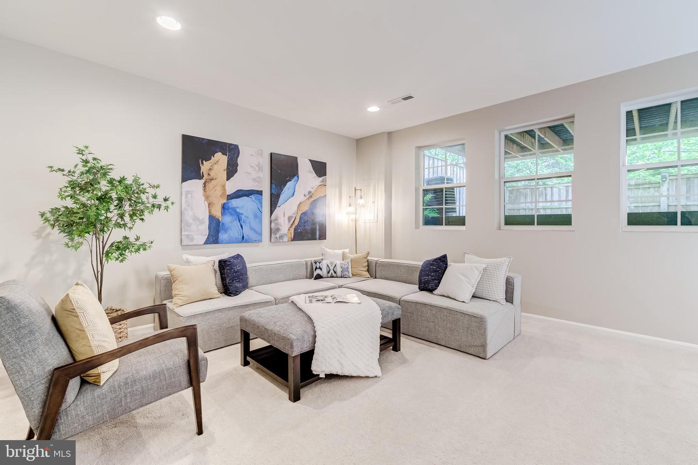 23524 EPPERSON SQ, BRAMBLETON, Virginia 20148, 3 Bedrooms Bedrooms, ,3 BathroomsBathrooms,Residential,For sale,23524 EPPERSON SQ,VALO2094762 MLS # VALO2094762