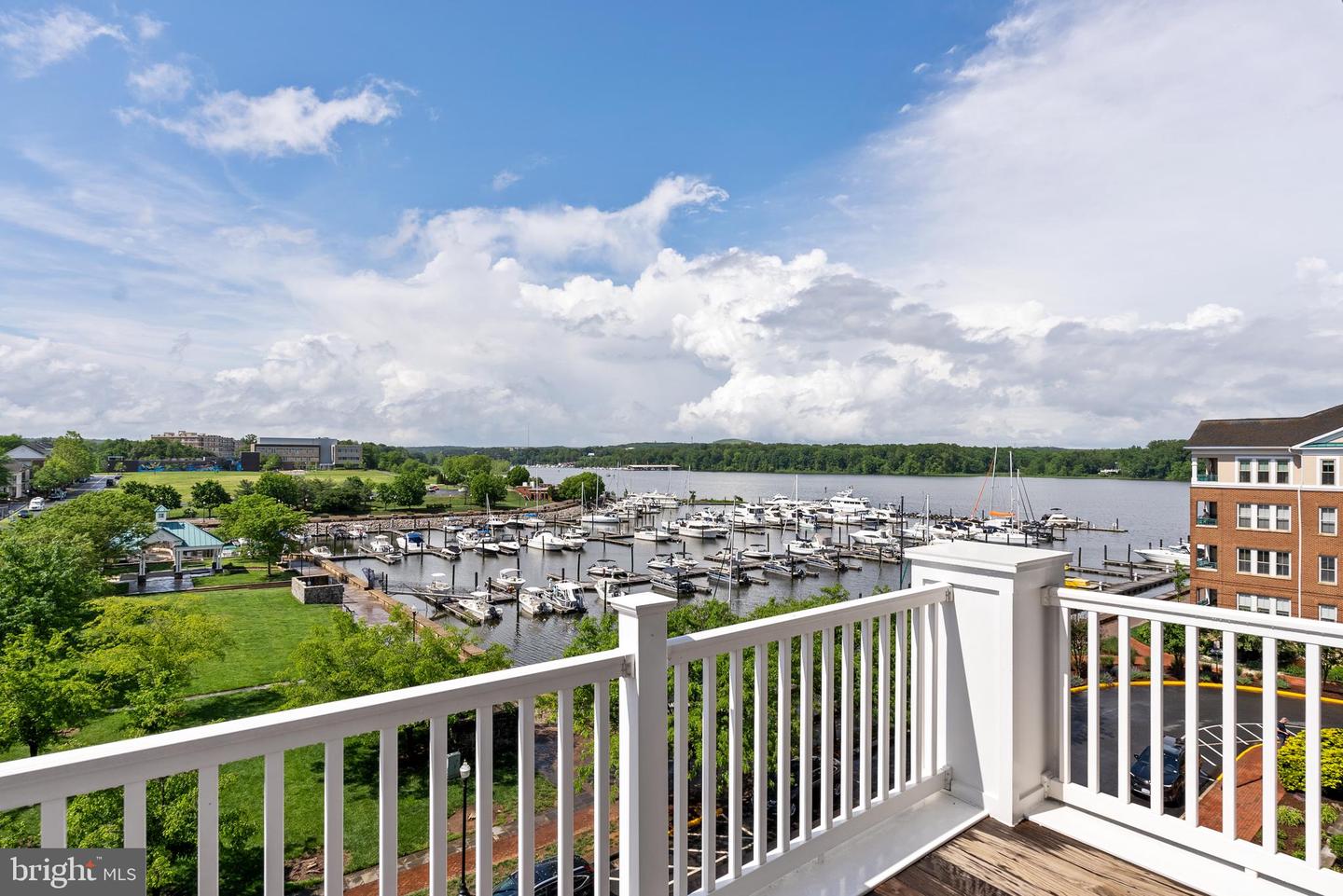 525 BELMONT BAY DR #405, WOODBRIDGE, Virginia 22191, 4 Bedrooms Bedrooms, ,4 BathroomsBathrooms,Residential,For sale,525 BELMONT BAY DR #405,VAPW2093188 MLS # VAPW2093188