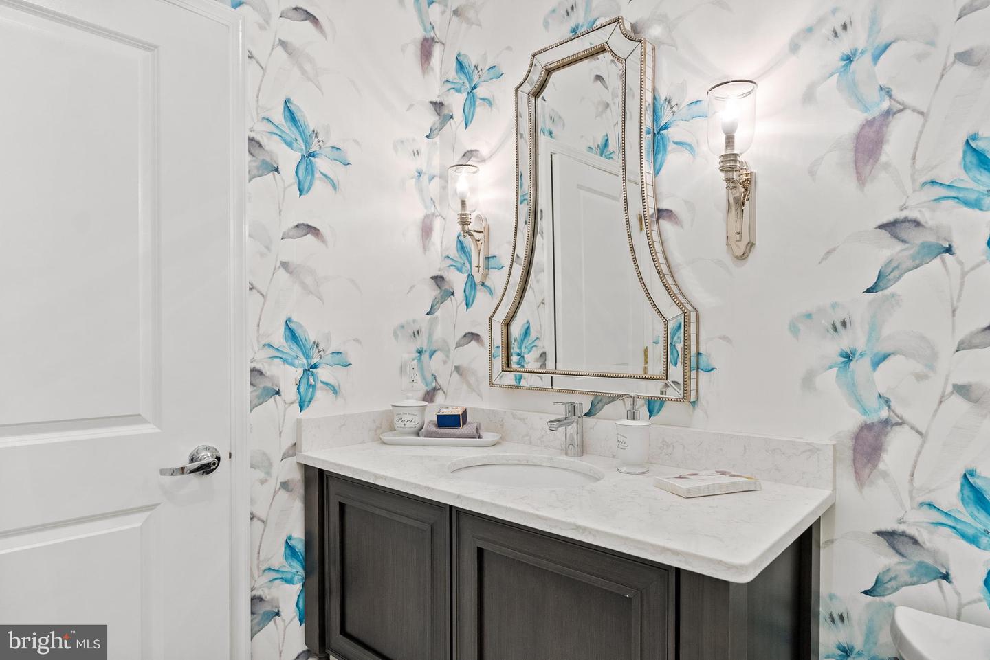525 BELMONT BAY DR #405, WOODBRIDGE, Virginia 22191, 4 Bedrooms Bedrooms, ,4 BathroomsBathrooms,Residential,For sale,525 BELMONT BAY DR #405,VAPW2093188 MLS # VAPW2093188