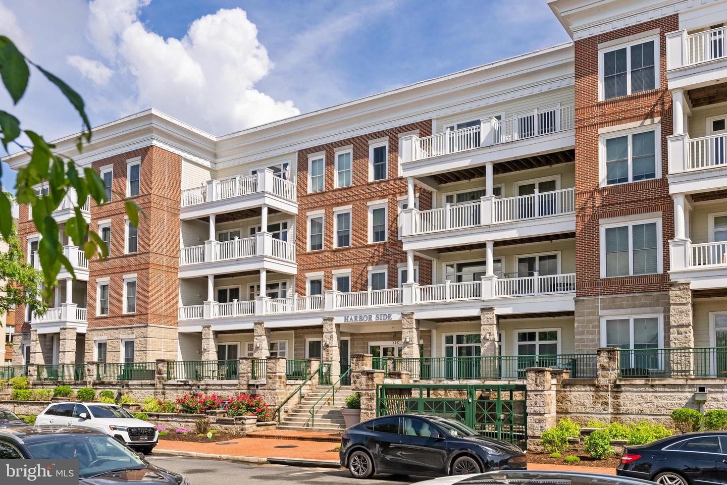 525 BELMONT BAY DR #405, WOODBRIDGE, Virginia 22191, 4 Bedrooms Bedrooms, ,4 BathroomsBathrooms,Residential,For sale,525 BELMONT BAY DR #405,VAPW2093188 MLS # VAPW2093188