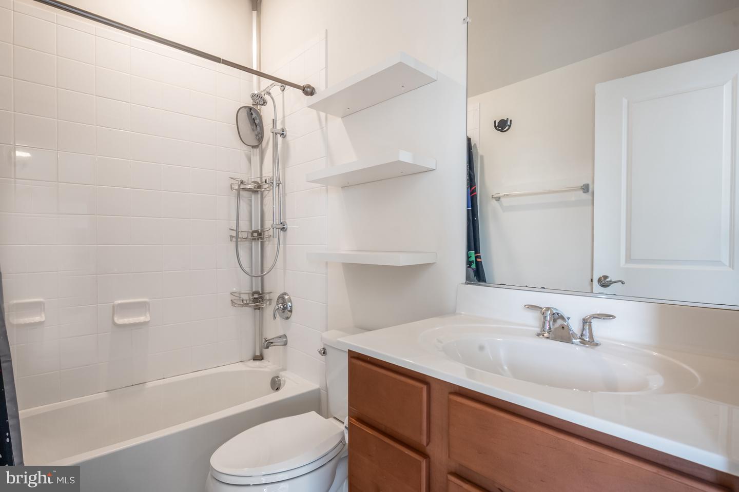 40946 MUNSON WOODS PL, ALDIE, Virginia 20105, 6 Bedrooms Bedrooms, ,5 BathroomsBathrooms,Residential,For sale,40946 MUNSON WOODS PL,VALO2094882 MLS # VALO2094882