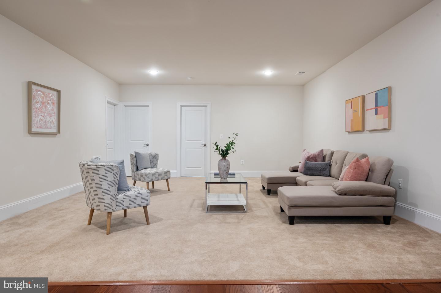 40946 MUNSON WOODS PL, ALDIE, Virginia 20105, 6 Bedrooms Bedrooms, ,5 BathroomsBathrooms,Residential,For sale,40946 MUNSON WOODS PL,VALO2094882 MLS # VALO2094882
