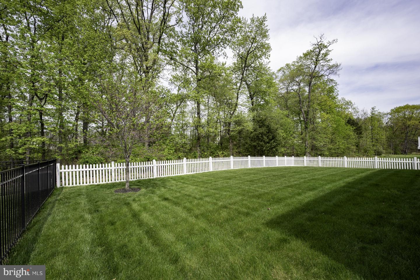40946 MUNSON WOODS PL, ALDIE, Virginia 20105, 6 Bedrooms Bedrooms, ,5 BathroomsBathrooms,Residential,For sale,40946 MUNSON WOODS PL,VALO2094882 MLS # VALO2094882