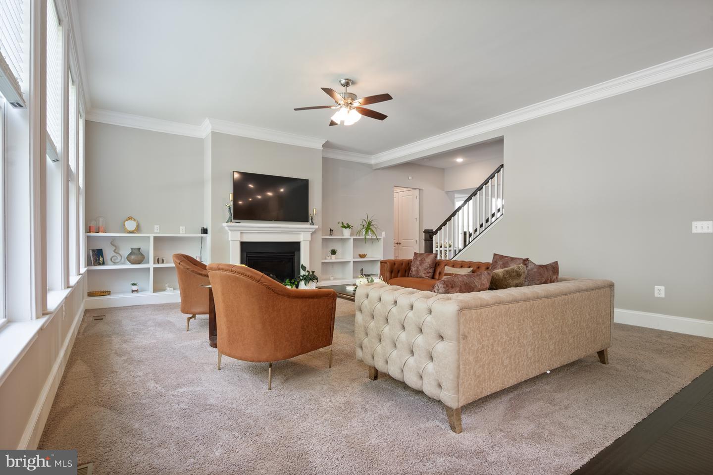 40946 MUNSON WOODS PL, ALDIE, Virginia 20105, 6 Bedrooms Bedrooms, ,5 BathroomsBathrooms,Residential,For sale,40946 MUNSON WOODS PL,VALO2094882 MLS # VALO2094882