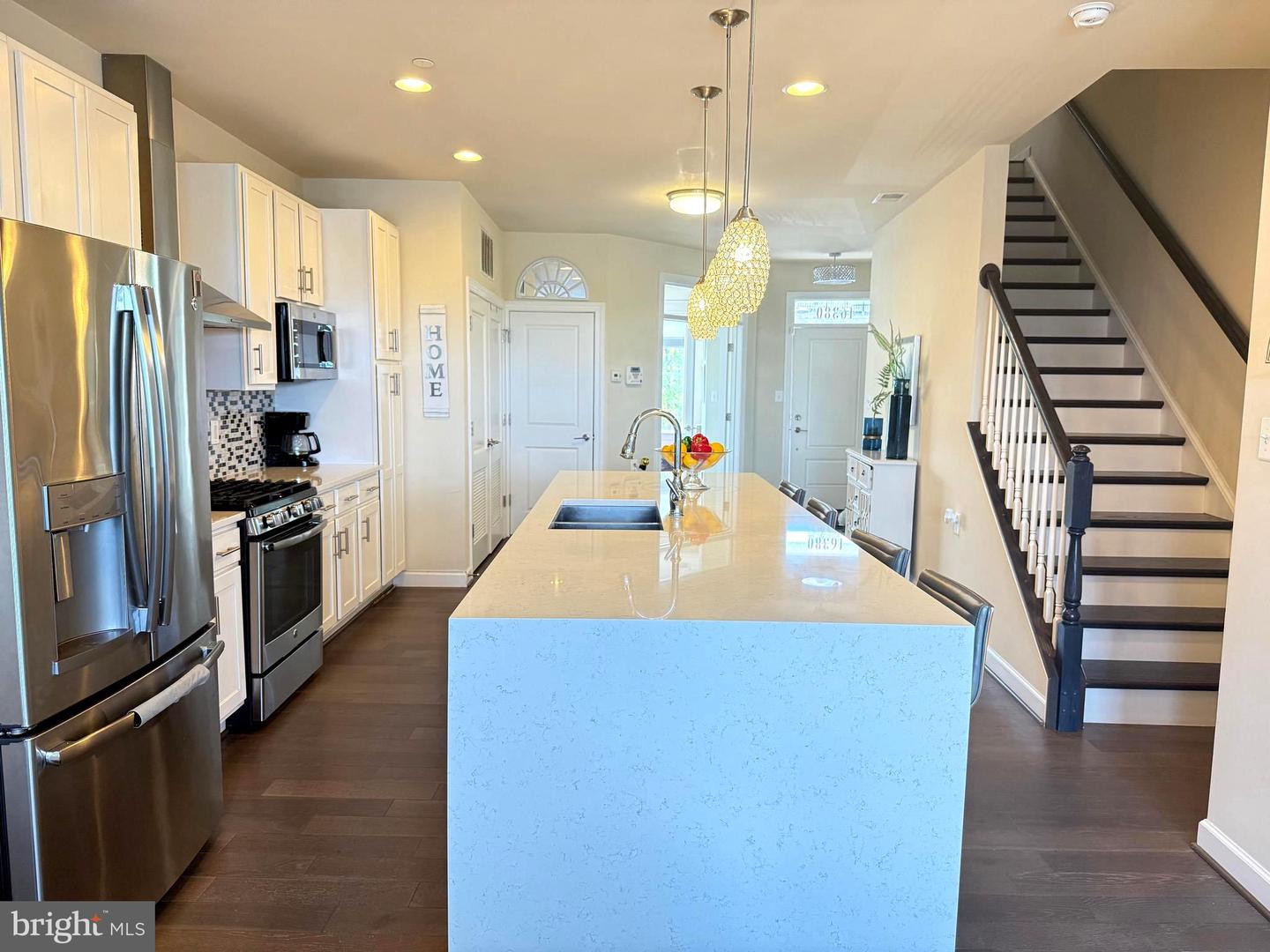 46380 RILASSARE TER, STERLING, Virginia 20164, 3 Bedrooms Bedrooms, 4 Rooms Rooms,2 BathroomsBathrooms,Residential,For sale,46380 RILASSARE TER,VALO2094892 MLS # VALO2094892