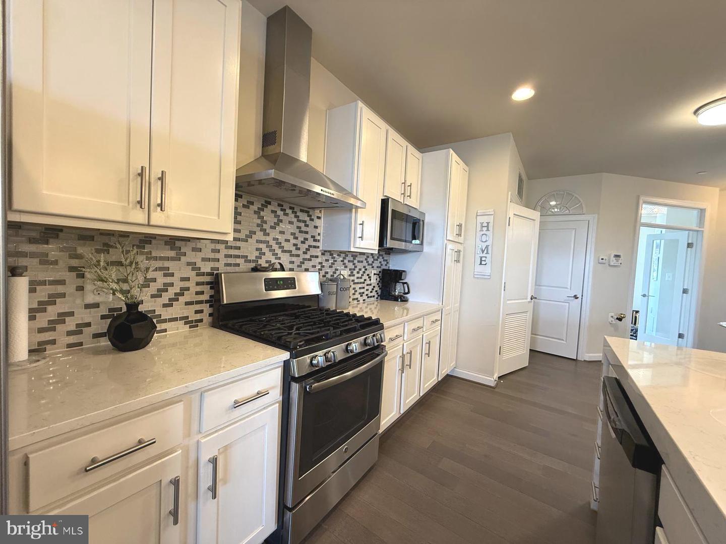 46380 RILASSARE TER, STERLING, Virginia 20164, 3 Bedrooms Bedrooms, 4 Rooms Rooms,2 BathroomsBathrooms,Residential,For sale,46380 RILASSARE TER,VALO2094892 MLS # VALO2094892