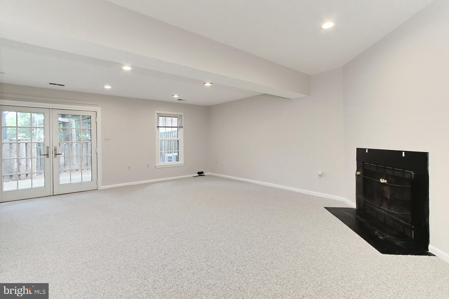 10317 COLONY PARK DR, FAIRFAX, Virginia 22032, 3 Bedrooms Bedrooms, ,2 BathroomsBathrooms,Residential,For sale,10317 COLONY PARK DR,VAFX2237002 MLS # VAFX2237002