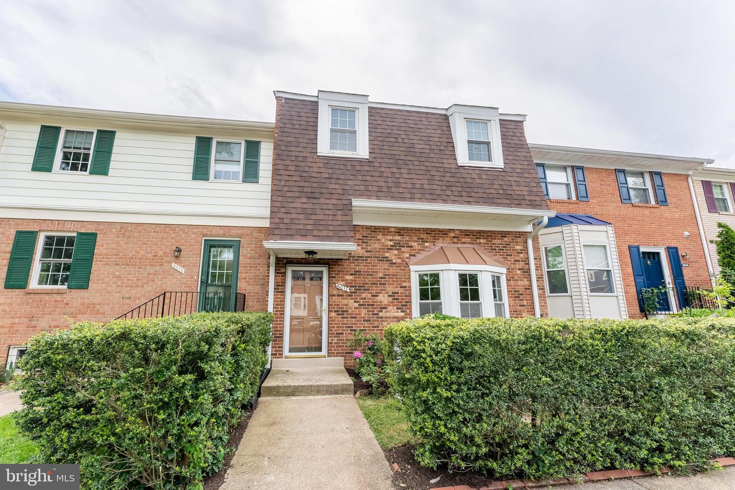 6017 LIBERTY BELL CT, BURKE, Virginia 22015, 3 Bedrooms Bedrooms, ,2 BathroomsBathrooms,Residential,For sale,6017 LIBERTY BELL CT,VAFX2237018 MLS # VAFX2237018