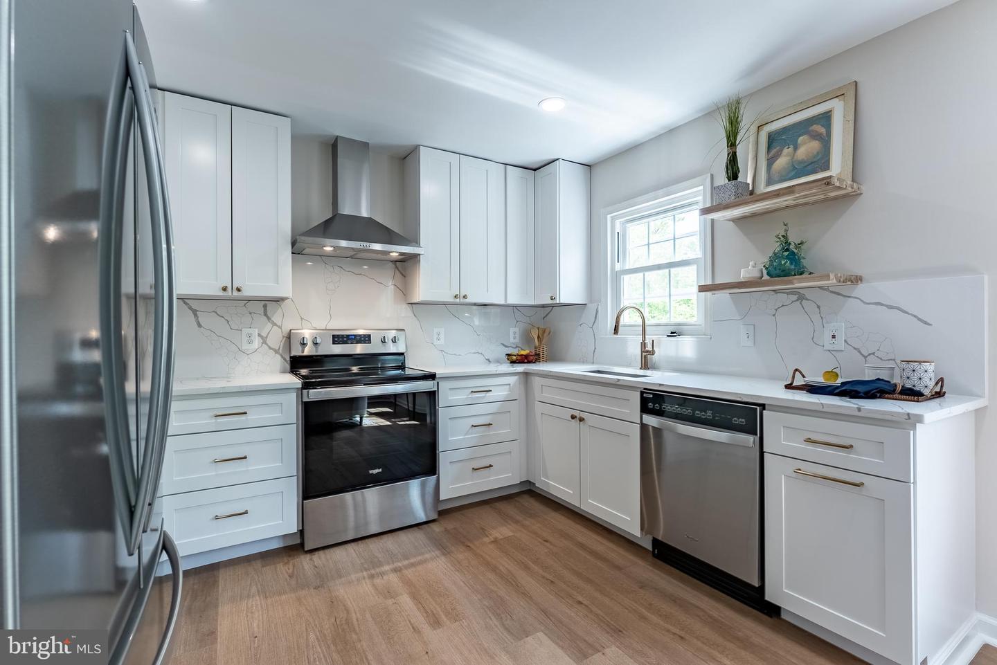 6017 LIBERTY BELL CT, BURKE, Virginia 22015, 3 Bedrooms Bedrooms, ,2 BathroomsBathrooms,Residential,For sale,6017 LIBERTY BELL CT,VAFX2237018 MLS # VAFX2237018