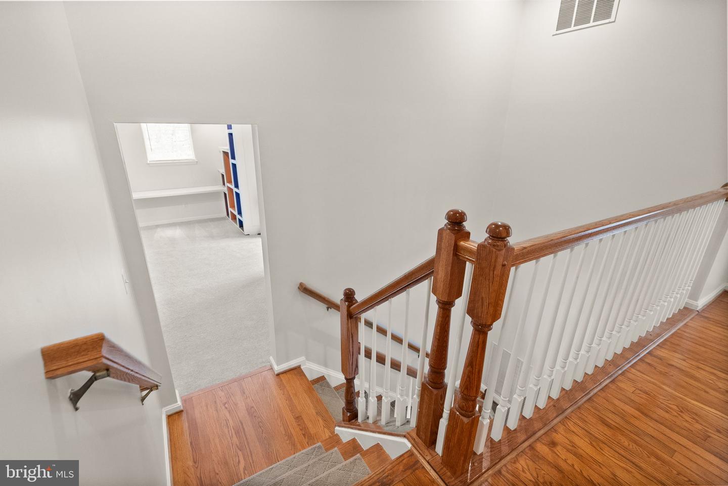 12841 VICTORY LAKES LOOP, BRISTOW, Virginia 20136, 5 Bedrooms Bedrooms, ,3 BathroomsBathrooms,Residential,For sale,12841 VICTORY LAKES LOOP,VAPW2093250 MLS # VAPW2093250