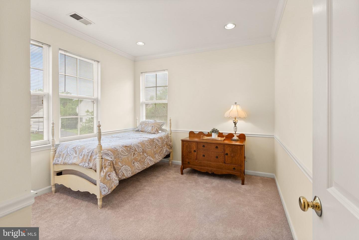 12841 VICTORY LAKES LOOP, BRISTOW, Virginia 20136, 5 Bedrooms Bedrooms, ,3 BathroomsBathrooms,Residential,For sale,12841 VICTORY LAKES LOOP,VAPW2093250 MLS # VAPW2093250