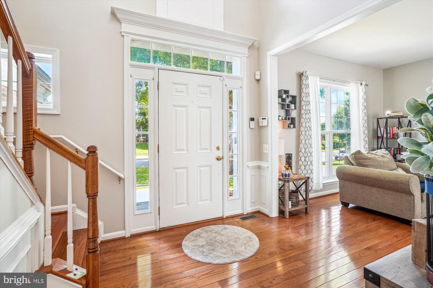 5949 MOONBEAM DR, WOODBRIDGE, Virginia 22193, 5 Bedrooms Bedrooms, ,3 BathroomsBathrooms,Residential,For sale,5949 MOONBEAM DR,VAPW2093316 MLS # VAPW2093316