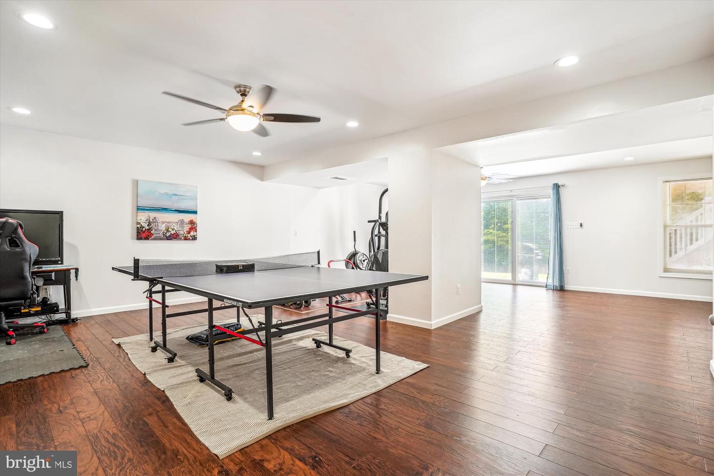 5949 MOONBEAM DR, WOODBRIDGE, Virginia 22193, 5 Bedrooms Bedrooms, ,3 BathroomsBathrooms,Residential,For sale,5949 MOONBEAM DR,VAPW2093316 MLS # VAPW2093316