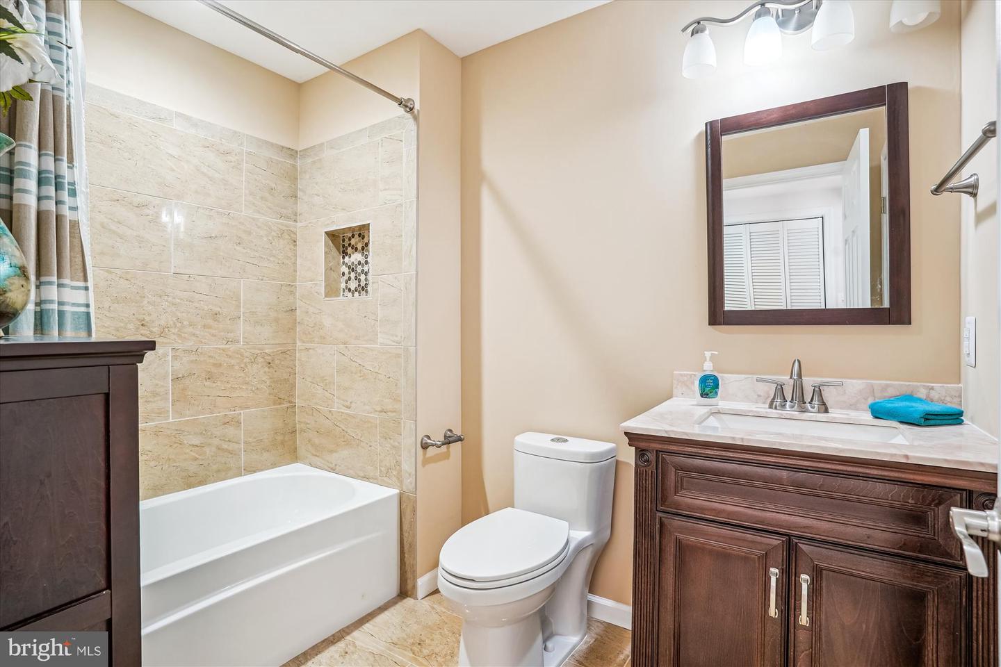 5949 MOONBEAM DR, WOODBRIDGE, Virginia 22193, 5 Bedrooms Bedrooms, ,3 BathroomsBathrooms,Residential,For sale,5949 MOONBEAM DR,VAPW2093316 MLS # VAPW2093316