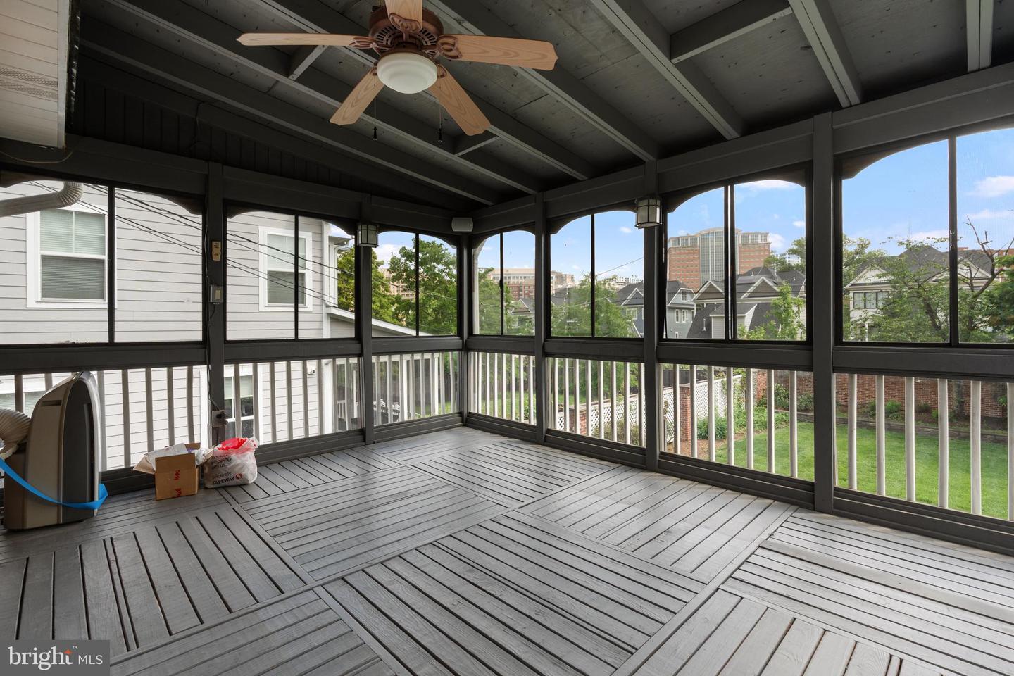 511 WAKEFIELD ST N, ARLINGTON, Virginia 22203, 4 Bedrooms Bedrooms, ,2 BathroomsBathrooms,Residential,For sale,511 WAKEFIELD ST N,VAAR2056718 MLS # VAAR2056718