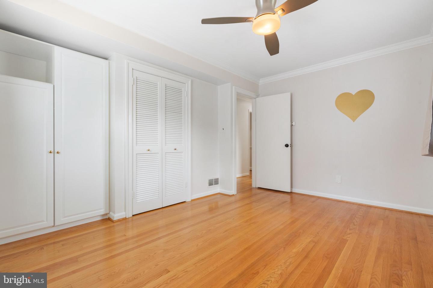 511 WAKEFIELD ST N, ARLINGTON, Virginia 22203, 4 Bedrooms Bedrooms, ,2 BathroomsBathrooms,Residential,For sale,511 WAKEFIELD ST N,VAAR2056718 MLS # VAAR2056718