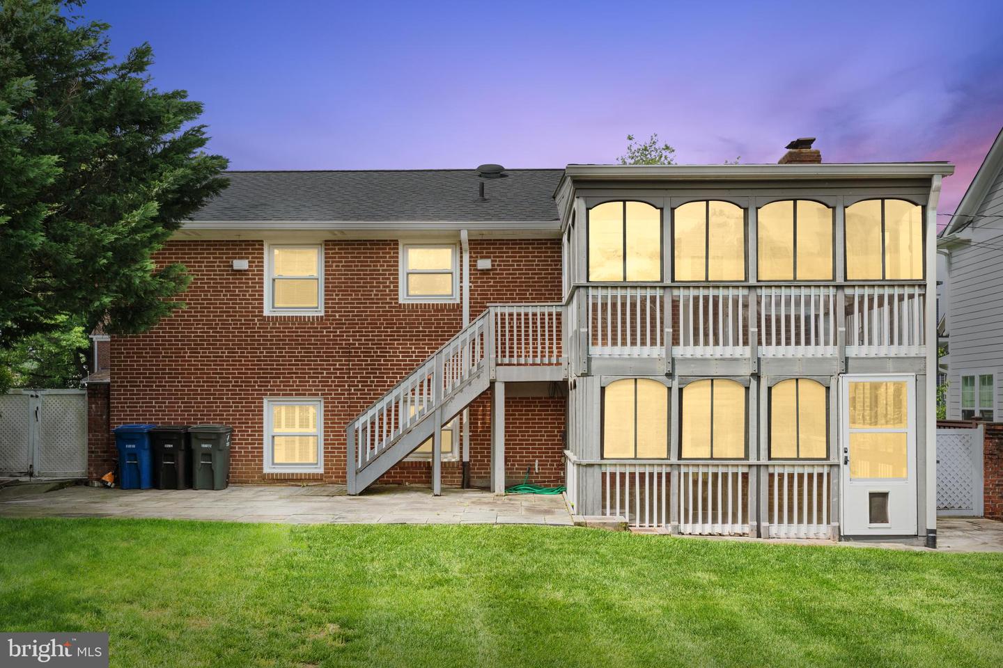 511 WAKEFIELD ST N, ARLINGTON, Virginia 22203, 4 Bedrooms Bedrooms, ,2 BathroomsBathrooms,Residential,For sale,511 WAKEFIELD ST N,VAAR2056718 MLS # VAAR2056718