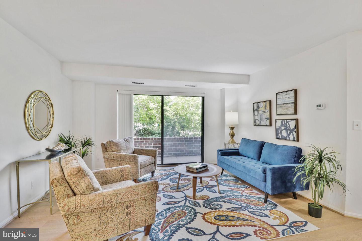 2100 LANGSTON BLVD #103, ARLINGTON, Virginia 22201, 2 Bedrooms Bedrooms, ,1 BathroomBathrooms,Residential,For sale,2100 LANGSTON BLVD #103,VAAR2056720 MLS # VAAR2056720