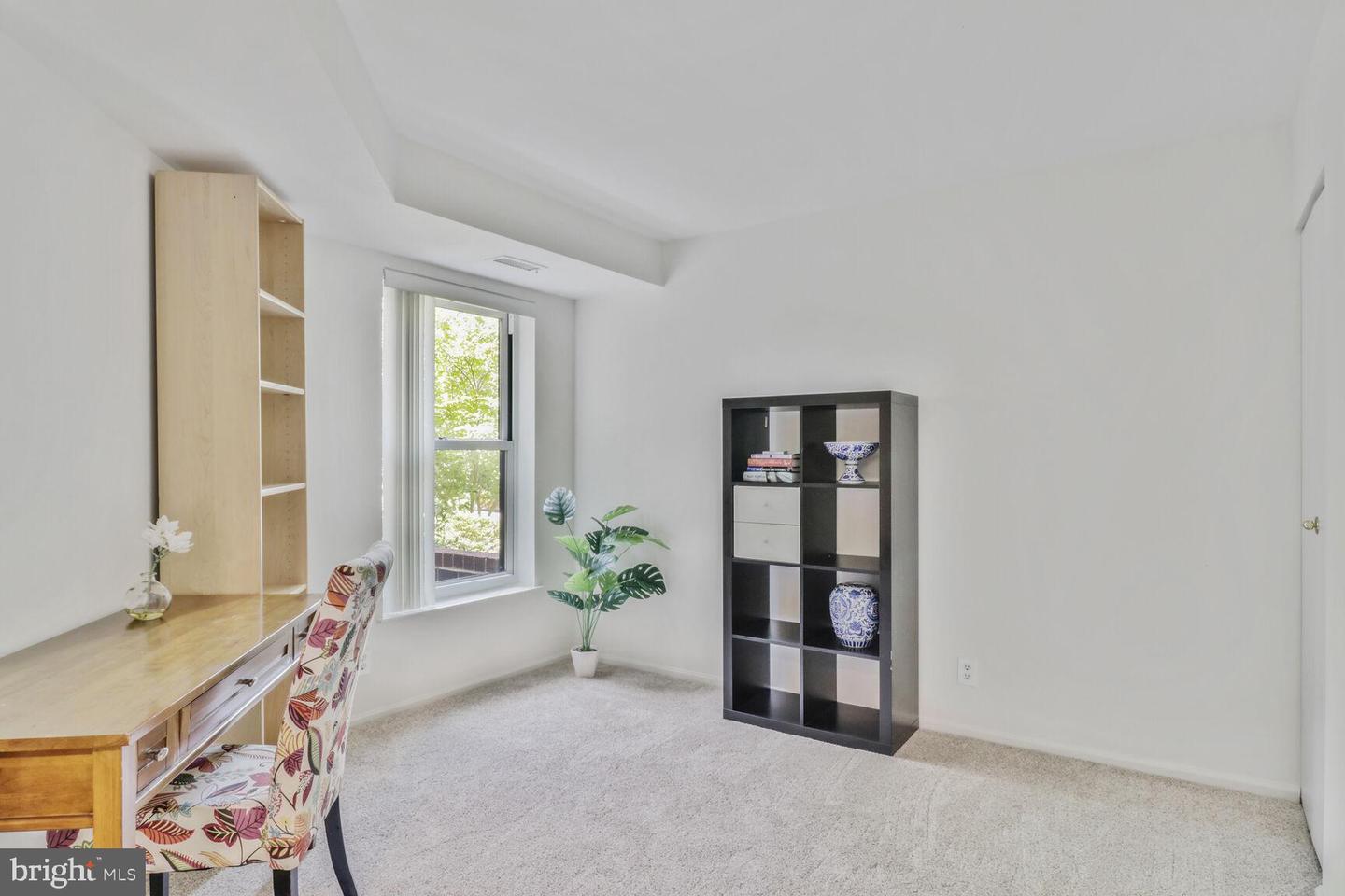 2100 LANGSTON BLVD #103, ARLINGTON, Virginia 22201, 2 Bedrooms Bedrooms, ,1 BathroomBathrooms,Residential,For sale,2100 LANGSTON BLVD #103,VAAR2056720 MLS # VAAR2056720