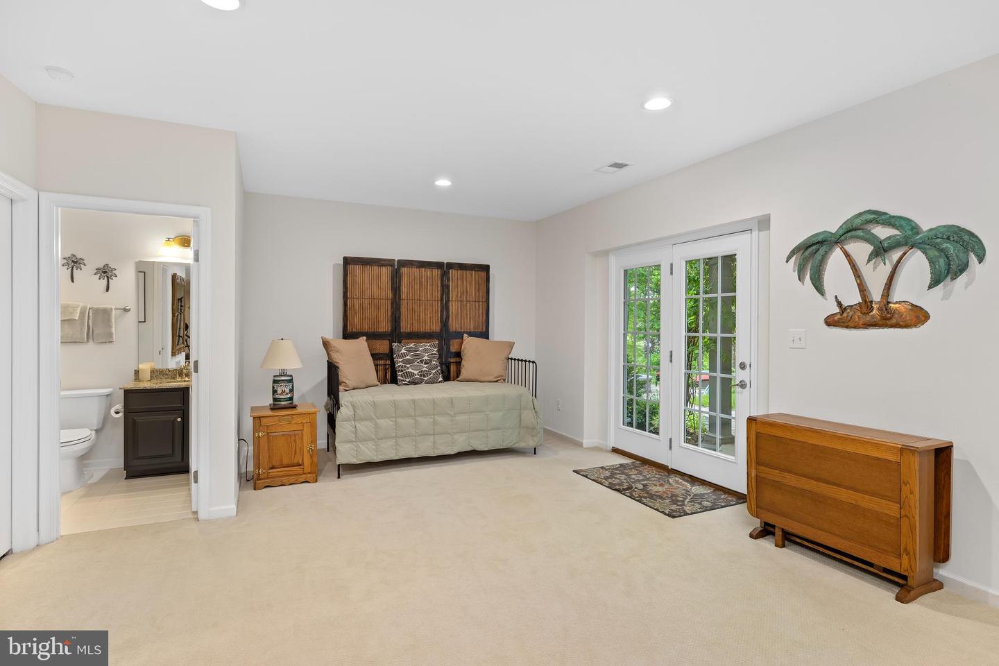 186 GENEVIEVE CT, FREDERICKSBURG, Virginia 22406, 5 Bedrooms Bedrooms, ,3 BathroomsBathrooms,Residential,For sale,186 GENEVIEVE CT,VAST2038296 MLS # VAST2038296