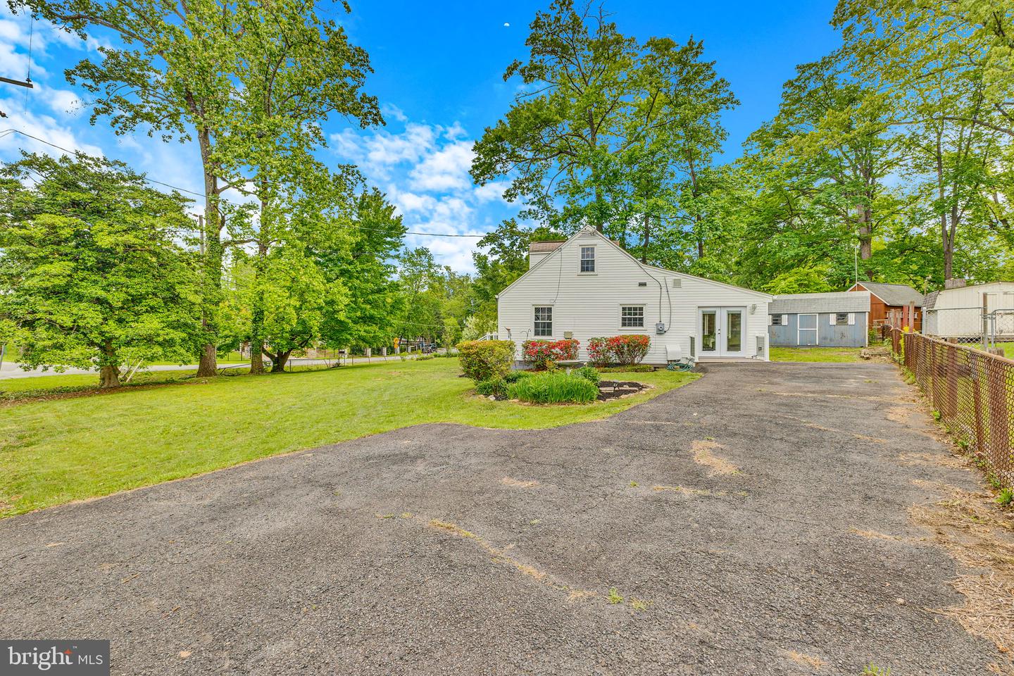 7540 PARK LN, ANNANDALE, Virginia 22003, 4 Bedrooms Bedrooms, ,1 BathroomBathrooms,Residential,For sale,7540 PARK LN,VAFX2237308 MLS # VAFX2237308