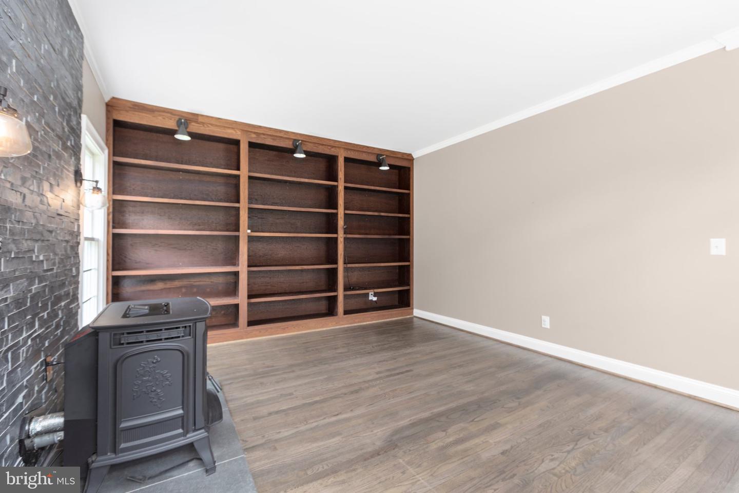 9 DUTCH BRANDY RD, STAFFORD, Virginia 22556, 4 Bedrooms Bedrooms, ,4 BathroomsBathrooms,Residential,For sale,9 DUTCH BRANDY RD,VAST2038268 MLS # VAST2038268