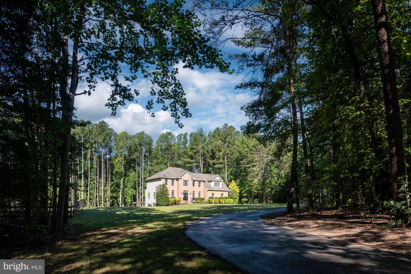 9 DUTCH BRANDY RD, STAFFORD, Virginia 22556, 4 Bedrooms Bedrooms, ,4 BathroomsBathrooms,Residential,For sale,9 DUTCH BRANDY RD,VAST2038268 MLS # VAST2038268