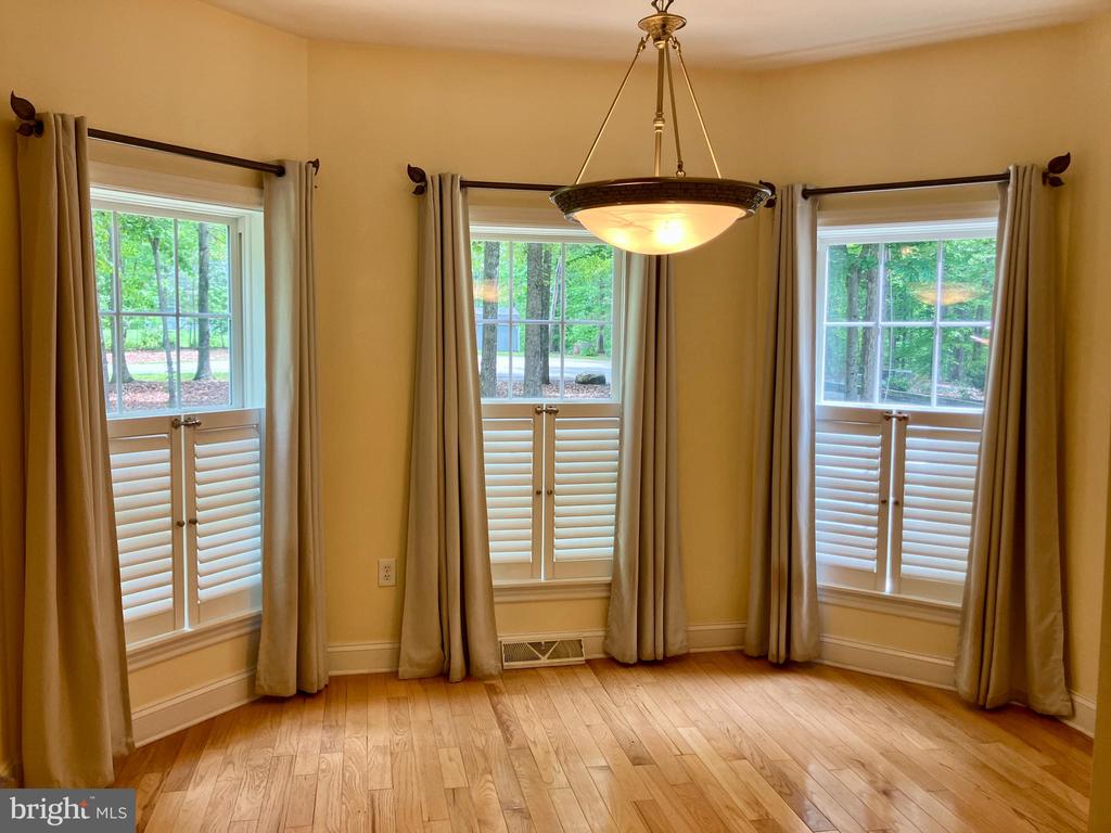188 BYRD POINT LN, LOUISA, Virginia 23093, 5 Bedrooms Bedrooms, ,3 BathroomsBathrooms,Residential,188 BYRD POINT LN,VALA2007834 MLS # VALA2007834