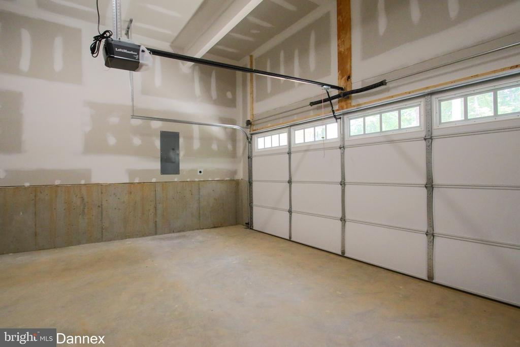269 MONTEVISTA AVE, ORANGE, Virginia 22960, 4 Bedrooms Bedrooms, ,2 BathroomsBathrooms,Residential,269 MONTEVISTA AVE,VAOR2009654 MLS # VAOR2009654