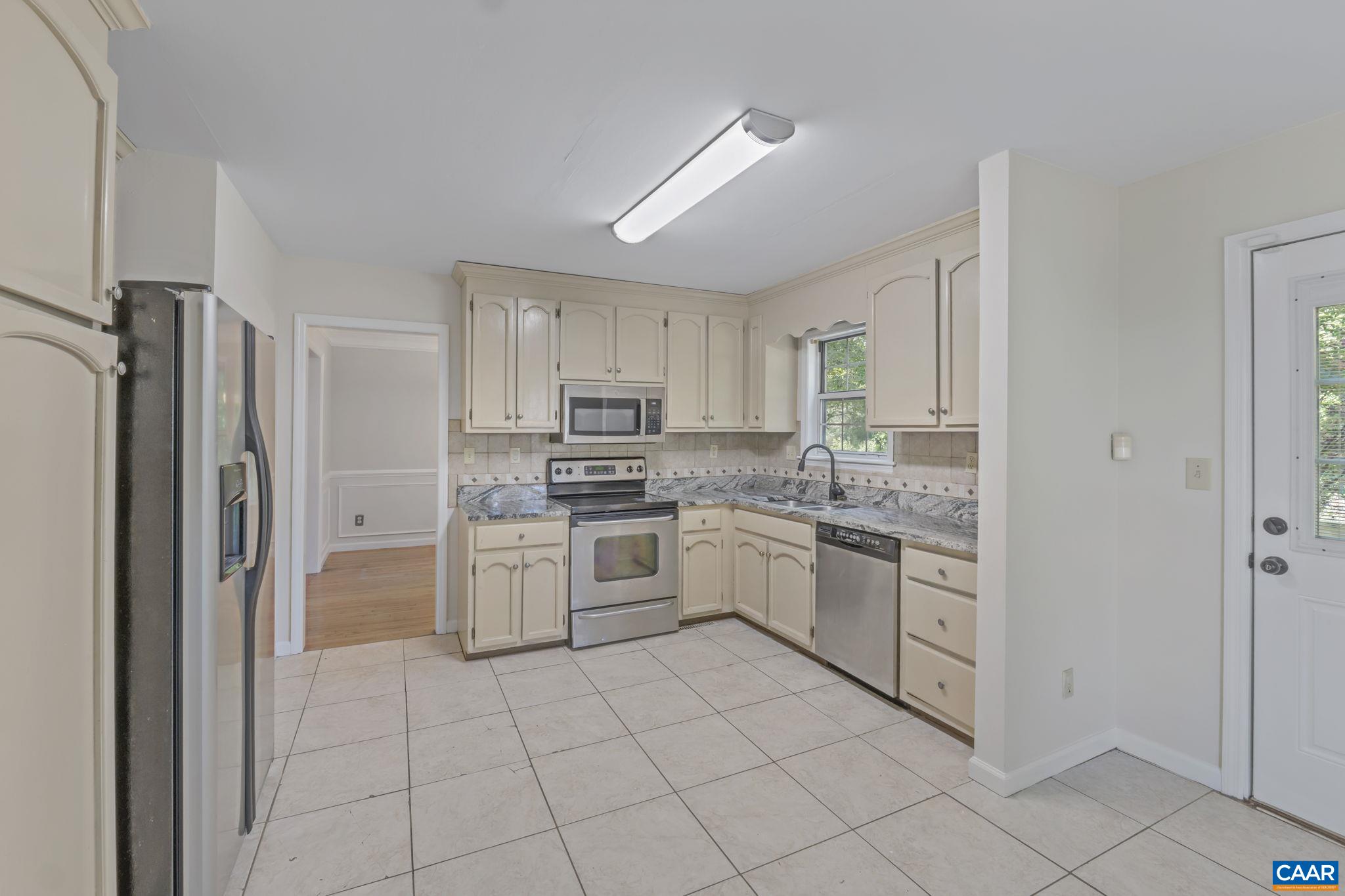 3104 MOLLIFIELD LN, CHARLOTTESVILLE, Virginia 22911, 3 Bedrooms Bedrooms, ,2 BathroomsBathrooms,Residential,3104 MOLLIFIELD LN,664023 MLS # 664023