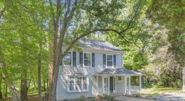 3104 MOLLIFIELD LN, CHARLOTTESVILLE, Virginia 22911, 3 Bedrooms Bedrooms, ,2 BathroomsBathrooms,Residential,3104 MOLLIFIELD LN,664023 MLS # 664023