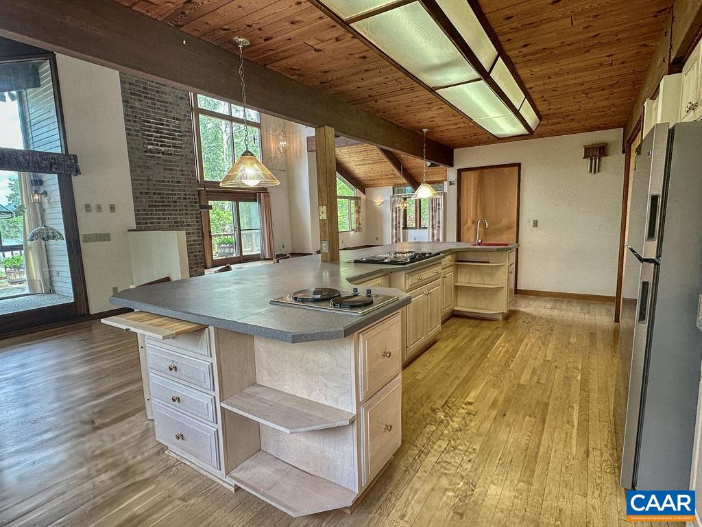 20 PINE BLUFF RD, RUCKERSVILLE, Virginia 22968, 3 Bedrooms Bedrooms, ,3 BathroomsBathrooms,Residential,HazyVue Lake House,20 PINE BLUFF RD,664119 MLS # 664119