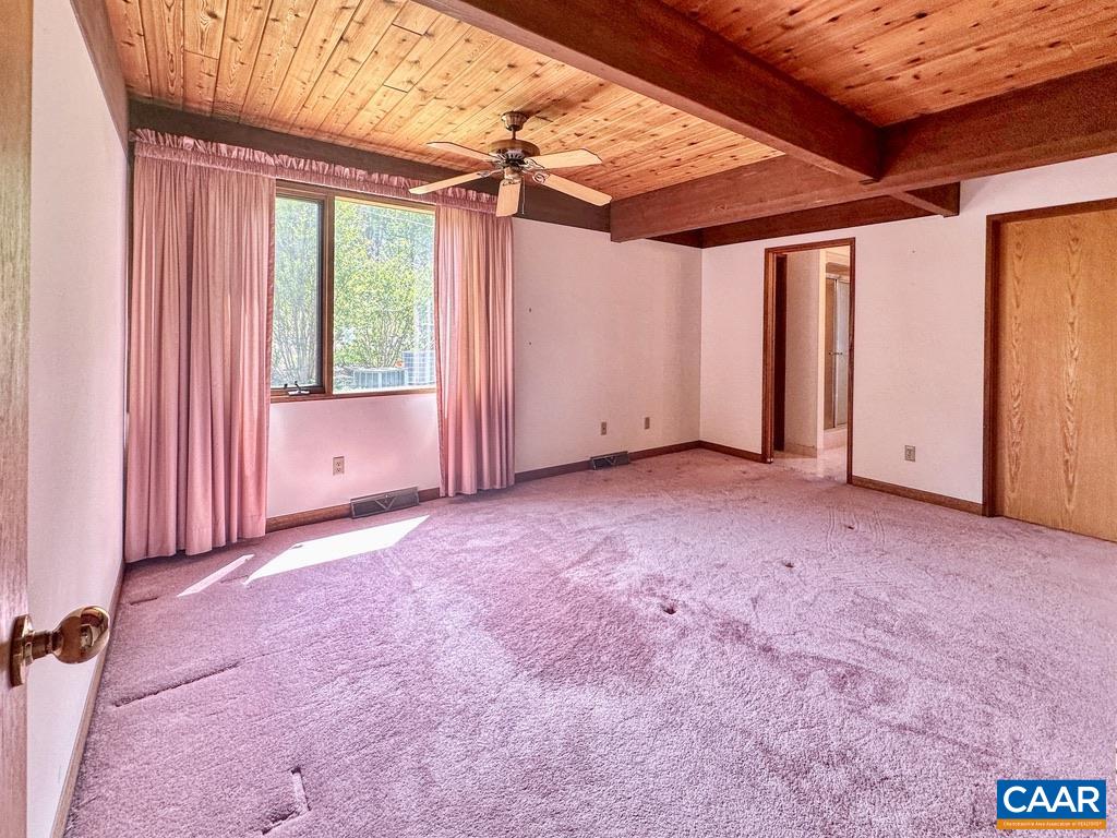 20 PINE BLUFF RD, RUCKERSVILLE, Virginia 22968, 3 Bedrooms Bedrooms, ,3 BathroomsBathrooms,Residential,HazyVue Lake House,20 PINE BLUFF RD,664119 MLS # 664119