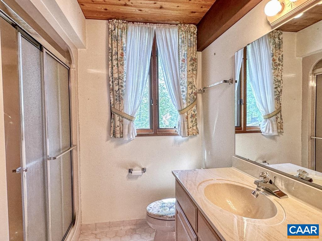 20 PINE BLUFF RD, RUCKERSVILLE, Virginia 22968, 3 Bedrooms Bedrooms, ,3 BathroomsBathrooms,Residential,HazyVue Lake House,20 PINE BLUFF RD,664119 MLS # 664119
