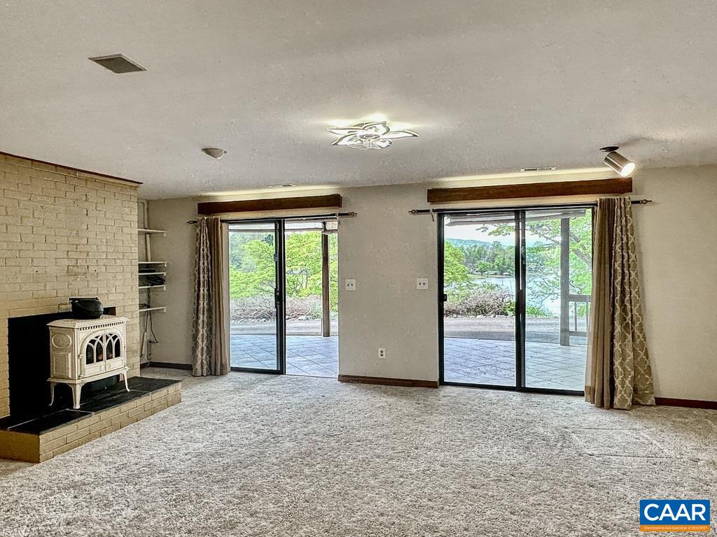 20 PINE BLUFF RD, RUCKERSVILLE, Virginia 22968, 3 Bedrooms Bedrooms, ,3 BathroomsBathrooms,Residential,HazyVue Lake House,20 PINE BLUFF RD,664119 MLS # 664119